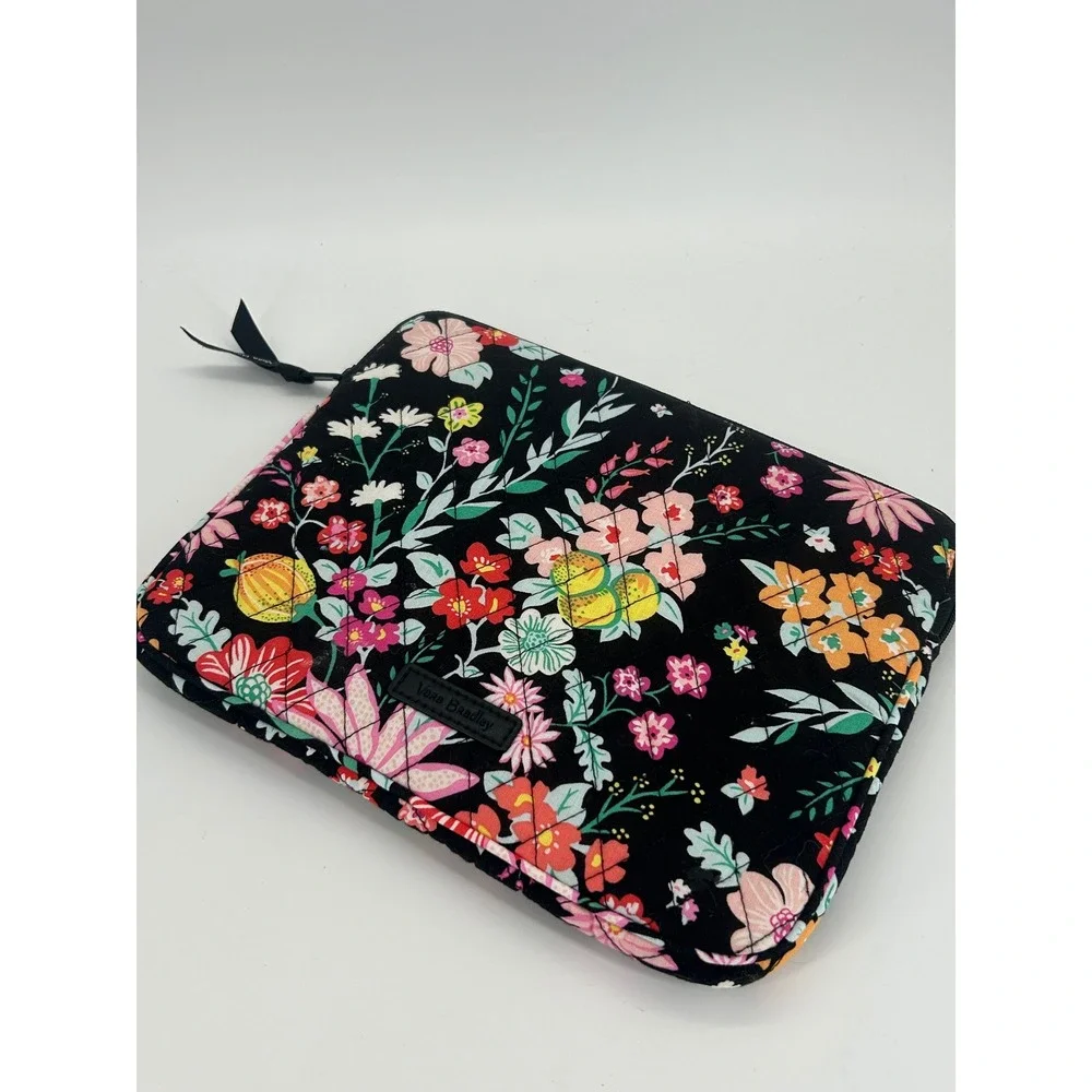 Vera Bradley Floral‎ Quilted iPad Tablet Sleeve Case Zip Padded Black Multicolor